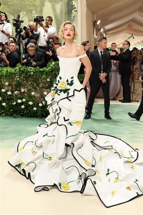 Gigi Hadid’s 2024 Met Gala Dress Took Over 13,500 .